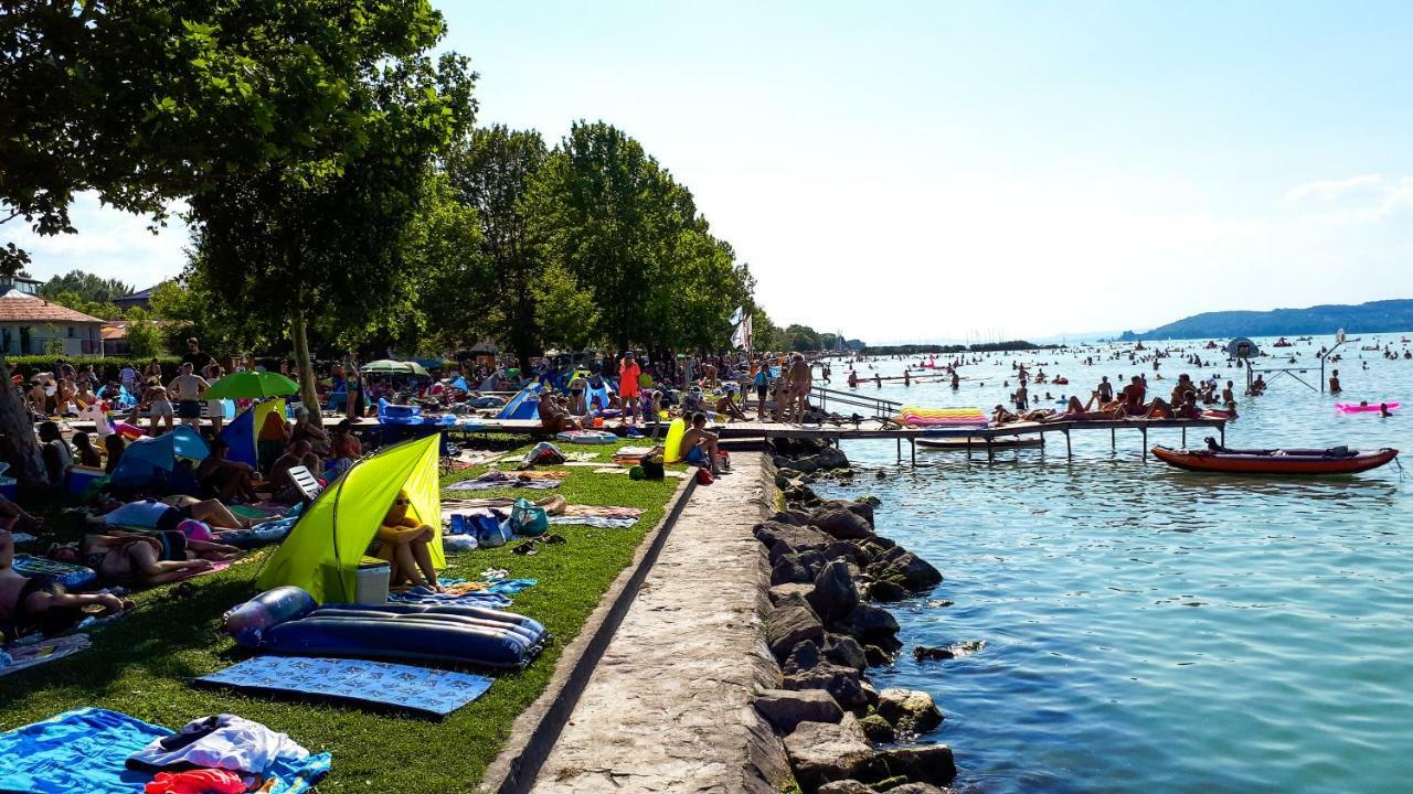 Hotel Weinberger Vendeghaz Zamárdi Zewnętrze zdjęcie